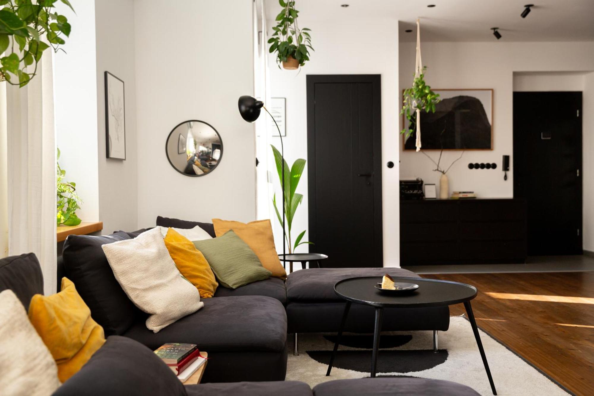 Evergreen - Old Town Spacious Stylish Apartment With Ac And One And A Half Bath, Baby & Kid- Friendly Bratislava Eksteriør bilde