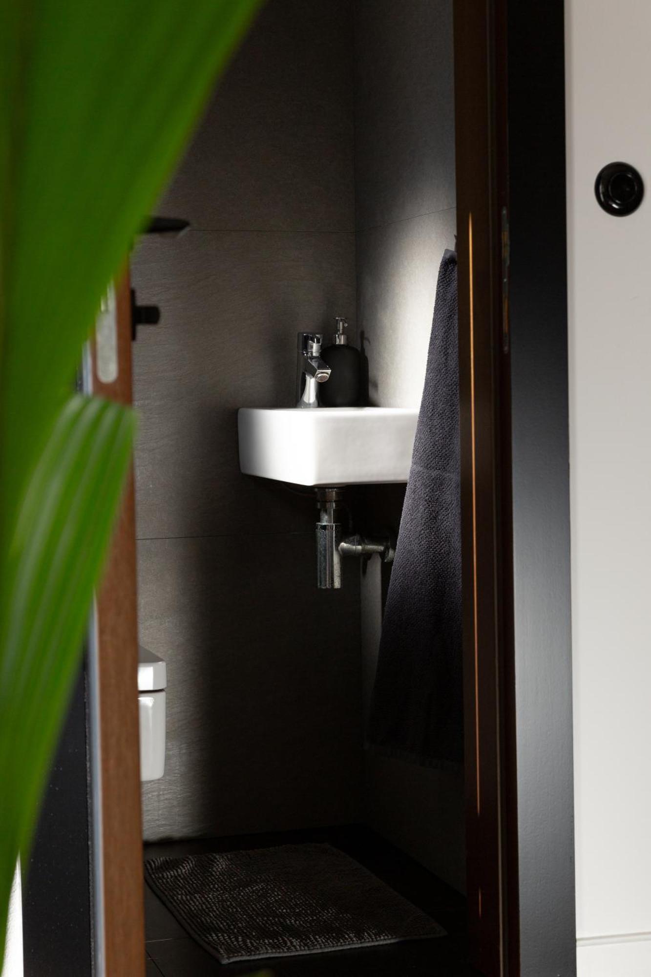 Evergreen - Old Town Spacious Stylish Apartment With Ac And One And A Half Bath, Baby & Kid- Friendly Bratislava Eksteriør bilde